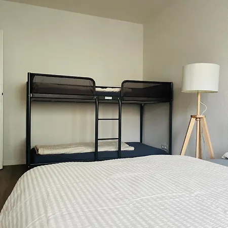 Black Forest City Apartment Mit Kostenlosem Parkplatz Freiburg im Breisgau Exterior photo